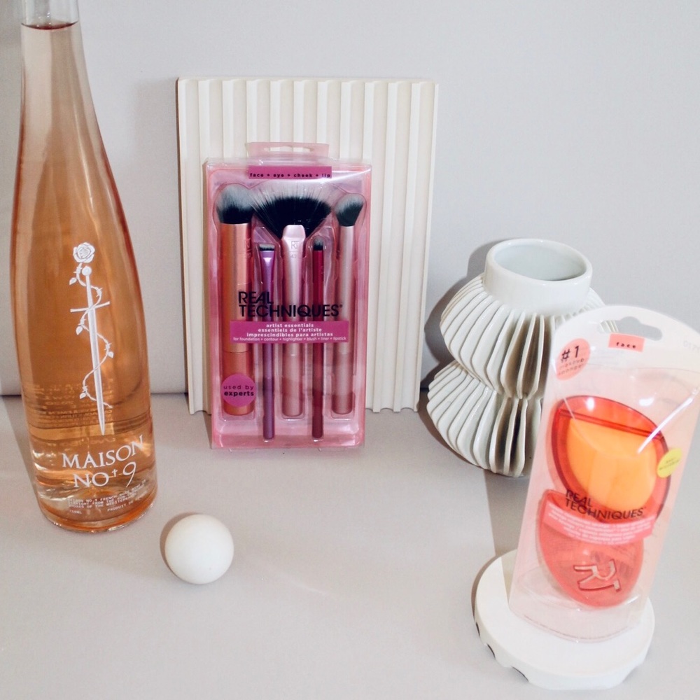 REAL TECHNIQUES Artist Essentials Makeup Brush Kit